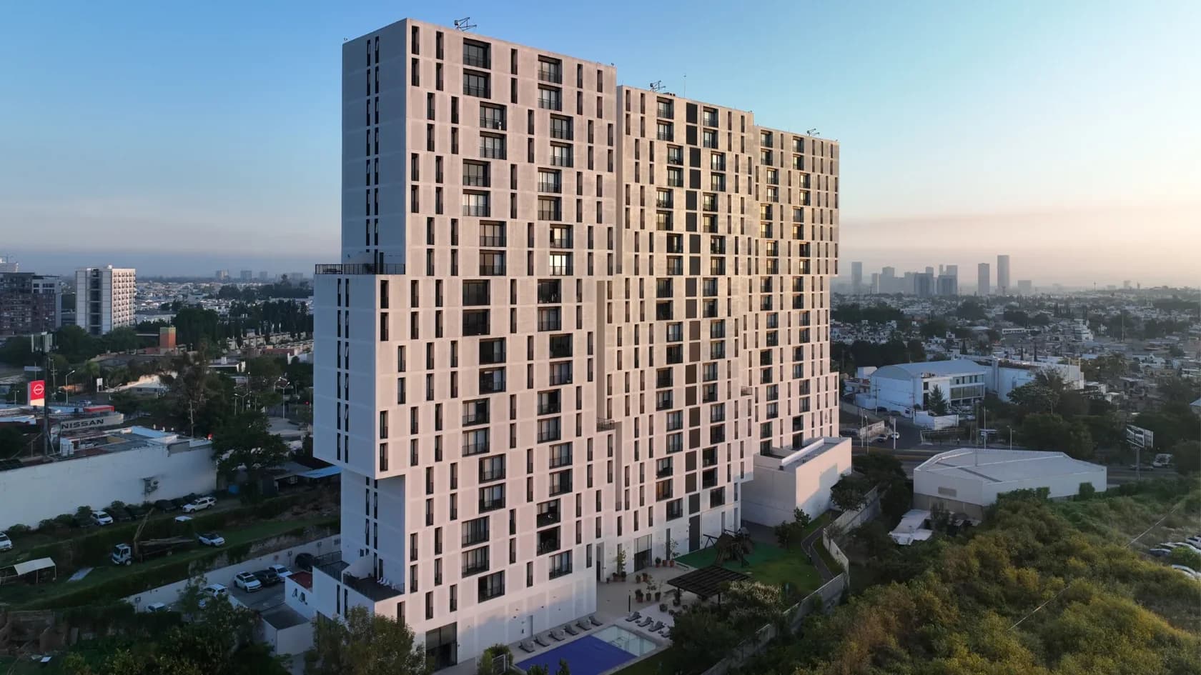 Meridiano 103, Providencia